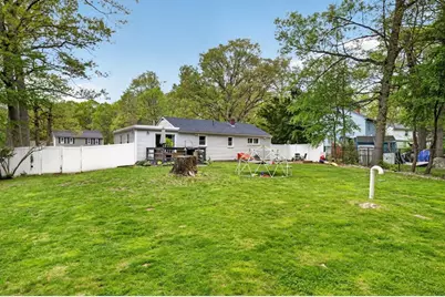 545 Tremont St, Rehoboth, MA 02769 - Photo 12