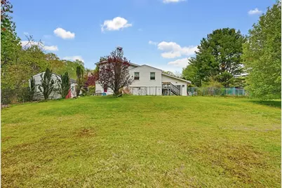 81 Florida Ave, Bellingham, MA 02019 - Photo 26
