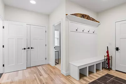 396 Elmwood Ave, Holden, MA 01522 - Photo 16