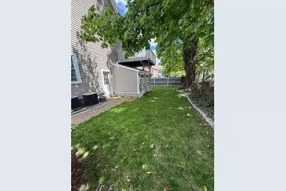 58 Dix St #58, Waltham, MA 02453 - Photo 18