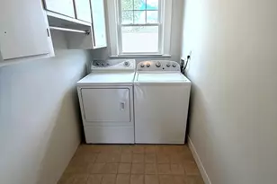 58 Dix St, Waltham, MA 02453 - Photo 14