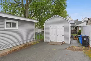 14 Prentiss St, Malden, MA 02148 - Photo 28