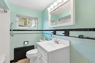 14 Prentiss St, Malden, MA 02148 - Photo 20