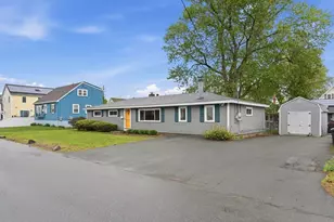 14 Prentiss St, Malden, MA 02148 - Photo 1