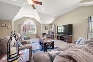 29 S Central St, Milford, MA 01757 - Photo 16