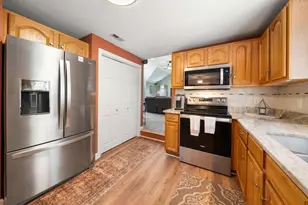29 S Central St, Milford, MA 01757 - Photo 10