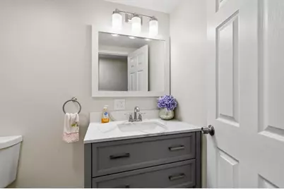 32 Fremont St, Taunton, MA 02780 - Photo 18