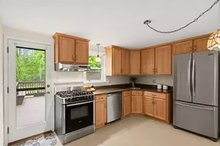 20 Euclid Rd, Tewksbury, MA 01876 - Photo 6