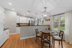 152 Oak St, Reading, MA 01867 - Photo 8