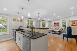 152 Oak St, Reading, MA 01867 - Photo 10