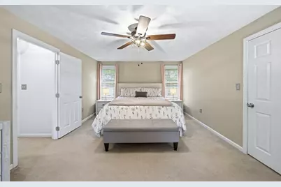 35 Buena Vista Dr, Attleboro, MA 02703 - Photo 22