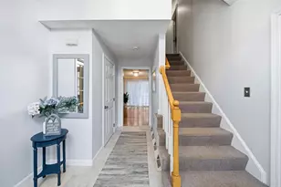 35 Buena Vista Dr, Attleboro, MA 02703 - Photo 4