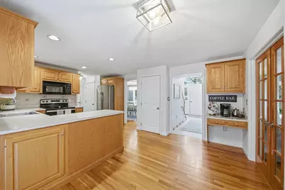 35 Buena Vista Dr, Attleboro, MA 02703 - Photo 12