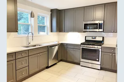 76-78 Edgecliff Rd #76, Watertown, MA 02472 - Photo 4