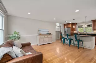 16 Kings Row, North Reading, MA 01864 - Photo 4