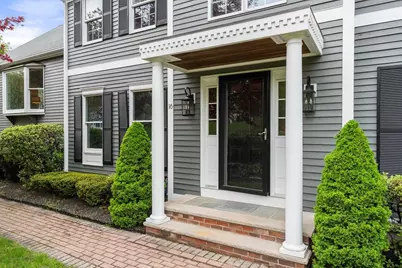 16 Kings Row, North Reading, MA 01864 - Photo 2