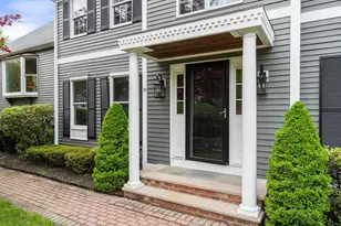 16 Kings Row, North Reading, MA 01864 - Photo 2