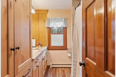 111 Hale Rd, Hubbardston, MA 01452 - Photo 30