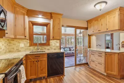 111 Hale Rd, Hubbardston, MA 01452 - Photo 10