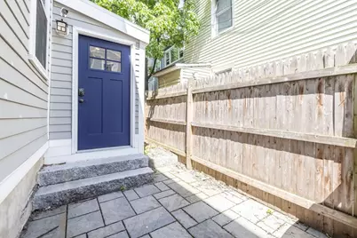 5 Lexington Ave, Boston, MA 02129 - Photo 34