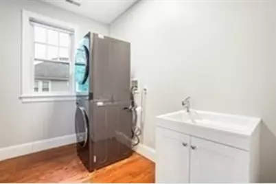 57 Walnut St, Newton, MA 02460 - Photo 24