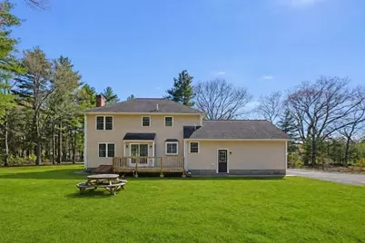 5 Chestnut St, Plainville, MA 02762 - Photo 32