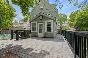 30 Hutchinson St, Winthrop, MA 02152 - Photo 6