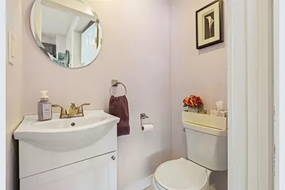 30 Hutchinson St, Winthrop, MA 02152 - Photo 20