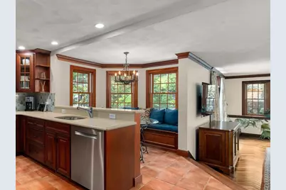 14 Arlmont Street, Arlington, MA 02476 - Photo 8