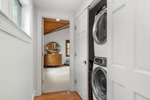 14 Arlmont St, Arlington, MA 02476 - Photo 12