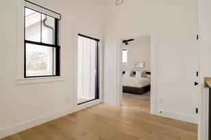 19 S Waverly St, Boston, MA 02135 - Photo 26