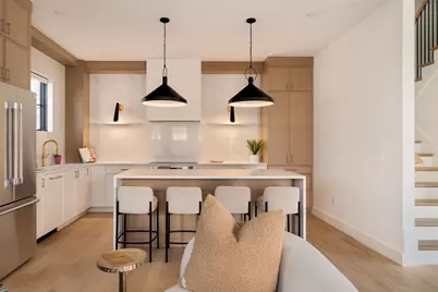 19 South Waverly St #19, Boston, MA 02135 - Photo 12