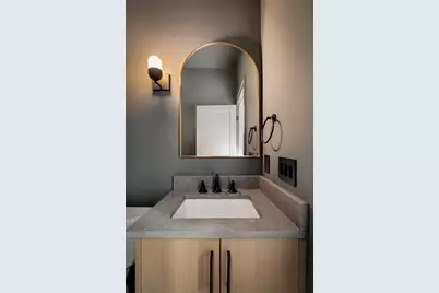 19 South Waverly St #19, Boston, MA 02135 - Photo 14