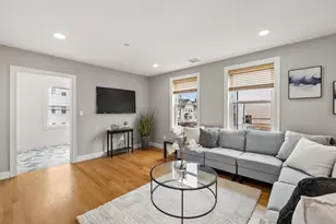 170 Bradford St, Everett, MA 02149 - Photo 4