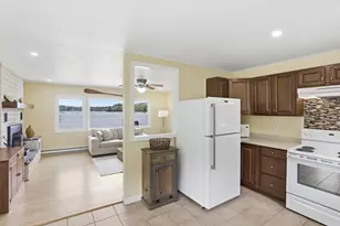 32 Hemlock Dr, Lunenburg, MA 01462 - Photo 8
