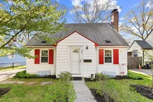 567 Poplar St, Boston, MA 02131 - Photo 2