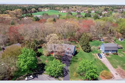 15 Conrod Ct, Mansfield, MA 02048 - Photo 2