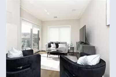 214 Market St #403, Boston, MA 02135 - Photo 2