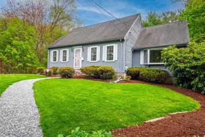 35 Blueberry Lane, Reading, MA 01867 - Photo 1