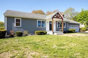 205 Eastview Ave, Somerset, MA 02726 - Photo 1