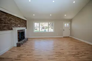 205 Eastview Ave, Somerset, MA 02726 - Photo 6