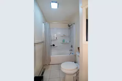 19 Glenwood St, Brockton, MA 02301 - Photo 6