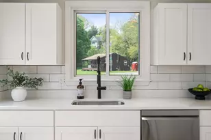 1360 Great Plain Ave, Needham, MA 02492 - Photo 4