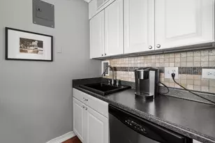 65 E India Row, Boston, MA 02110 - Photo 6