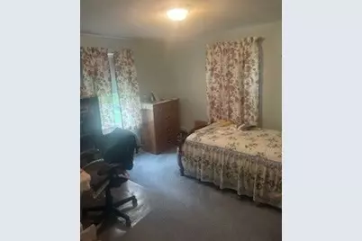44 Maebeth St, Springfield, MA 01119 - Photo 8