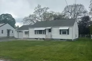 44 Maebeth St, Springfield, MA 01119 - Photo 2