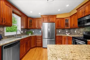 96 Ridge Rd, Northborough, MA 01532 - Photo 6
