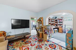 140 Holly St, New Bedford, MA 02746 - Photo 2