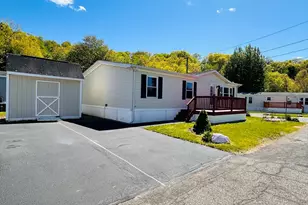 93 Grochmal Ave, Springfield, MA 01150 - Photo 4