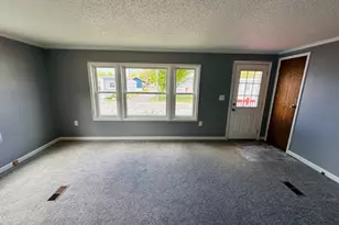 93 Grochmal Ave, Springfield, MA 01150 - Photo 14